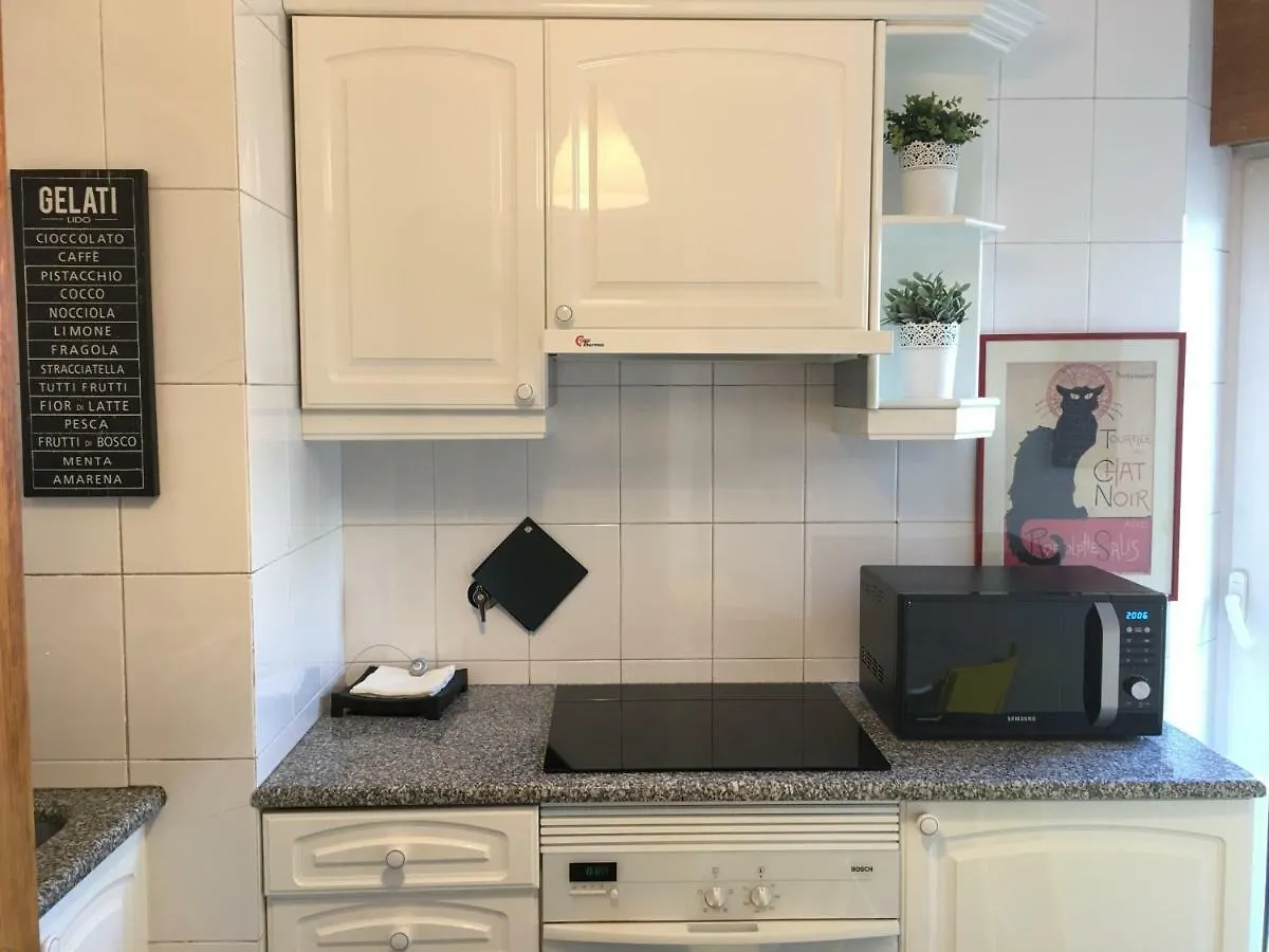 Ferienwohnung 8-Bit-Building Lissabon Apartment
